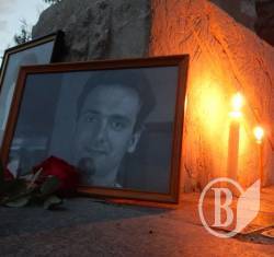 Георгія Гонгадзе і загиблих журналістів згадали в Чернігові - фото Георгія Гонгадзе і загиблих журналістів згадали в Чернігові - фото